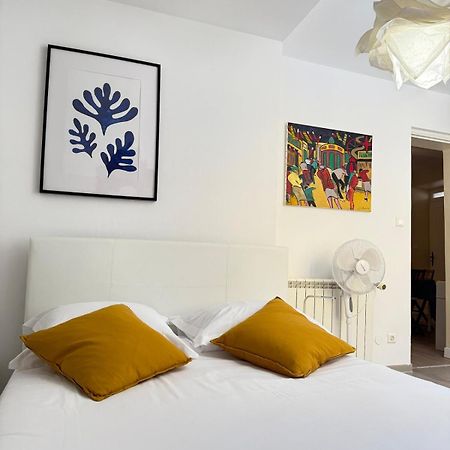 Le Favorin 1 Apartment Arles Exterior photo